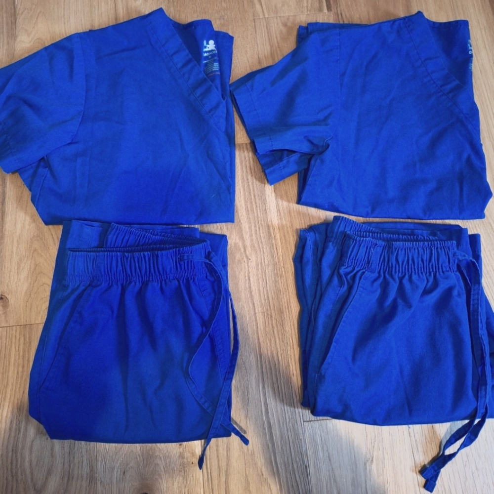 Royal Blue Dagacci Scrub Set